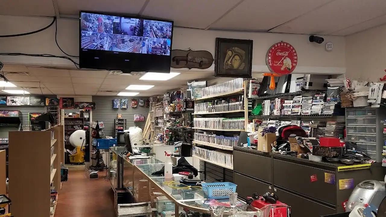 Consignment store in Dayton, Ohio: 1st Rate 2nd Hand