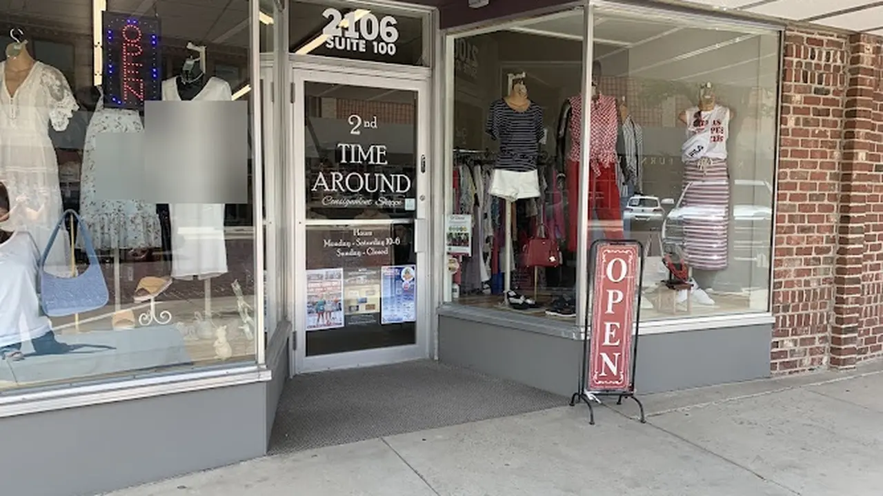 Consignment store in Kearney, Nebraska: 2nd Time Around Consignment Shoppe