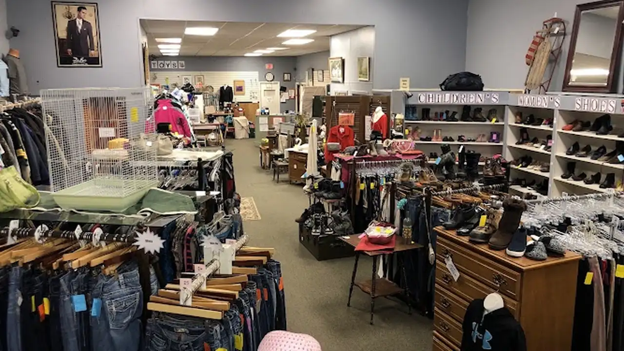 Consignment store in Ashland, Wisconsin: A 2nd Look