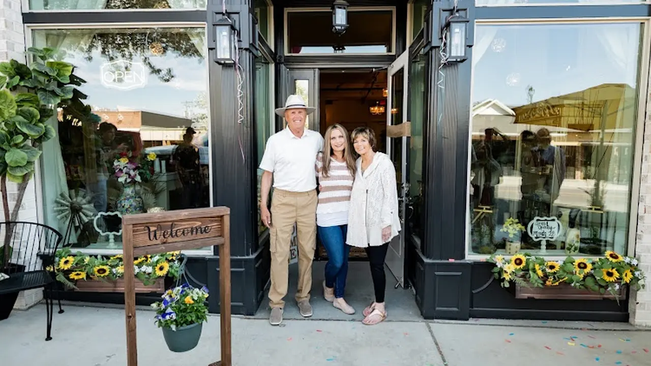 Consignment store in Pleasant Grove, Utah: A Few Of My Favorite Things