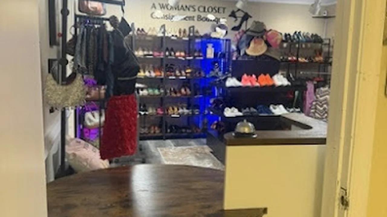 Consignment store in Chester, Virginia: A Woman's Closet