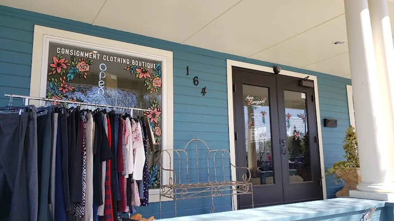Consignment store in Eagle, Idaho: Again Consignment