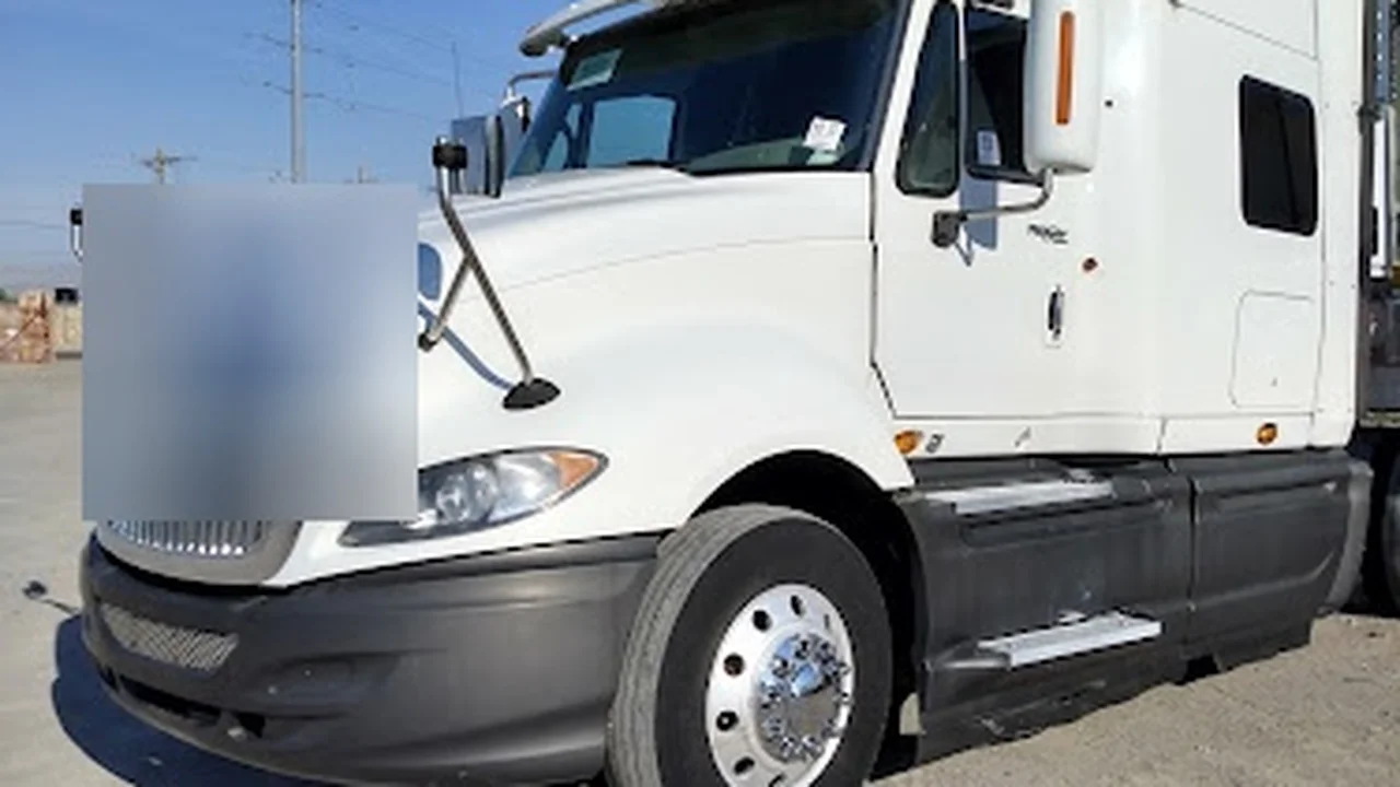 Consignment store in El Paso, Texas: Alex Trailer Shop