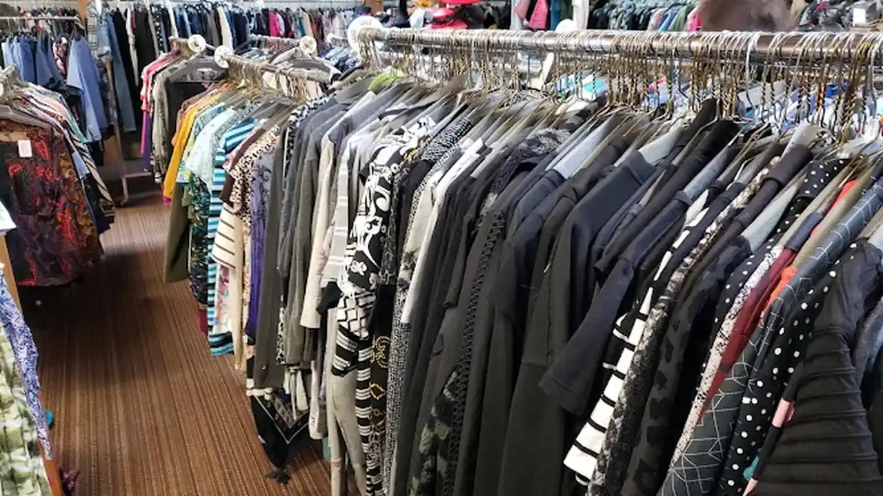 Consignment store in Lititz, Pennsylvania: Ali Witman Consignments
