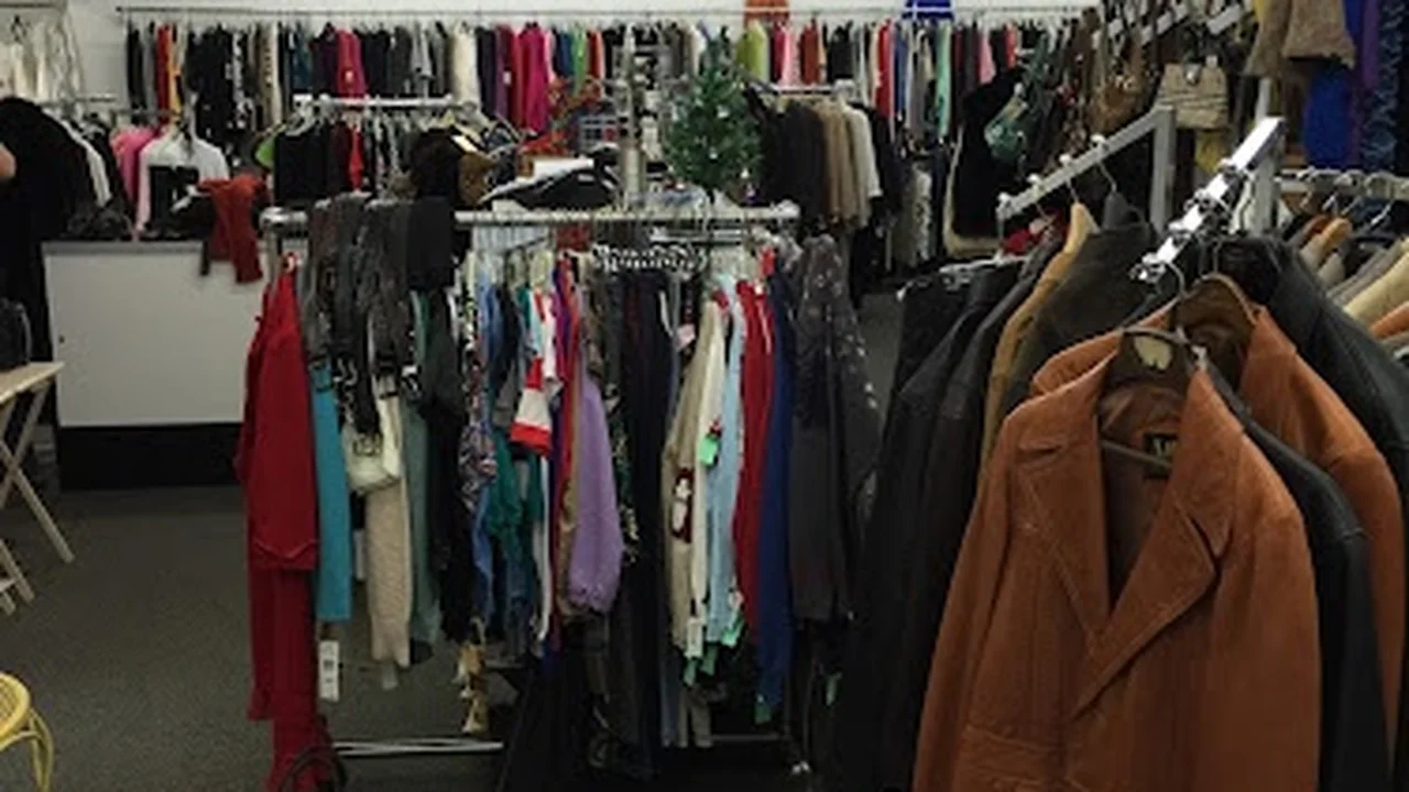 Consignment store in Columbus, Ohio: Alternative Resale Shop