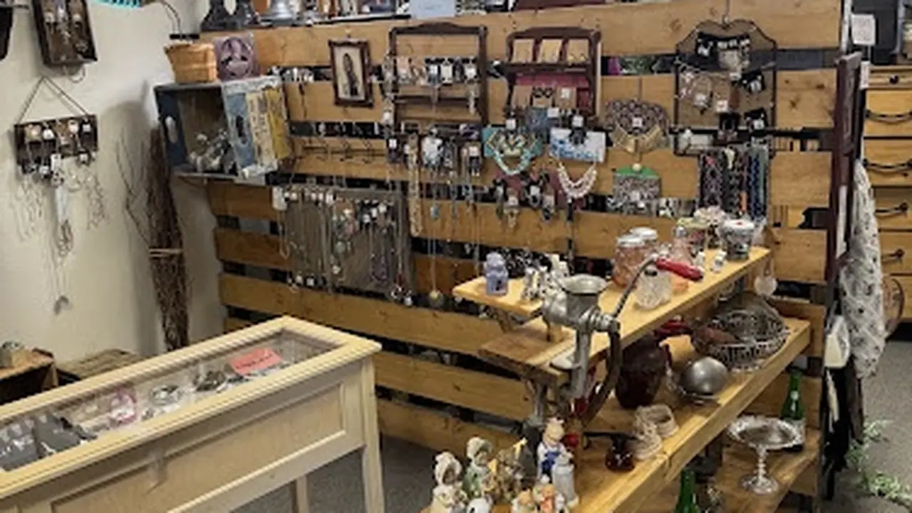 Consignment store in Craig, Colorado: Ancestors Treasures Mall