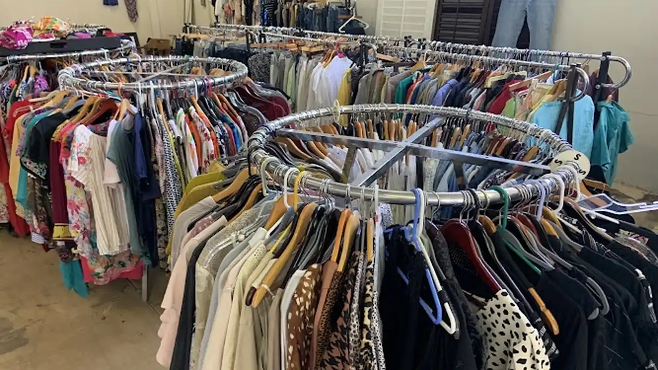 Consignment store in Junction, Texas: Angela's Resale Shop