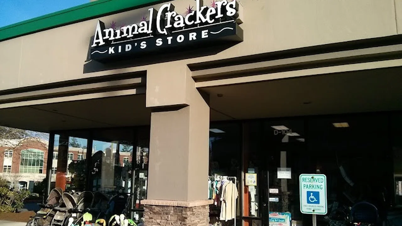 Consignment store in Gig Harbor, Washington: Animal Crackers Consignment