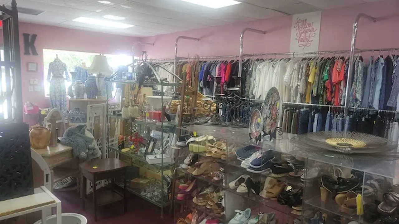 Consignment store in Davie, Florida: Another Chance