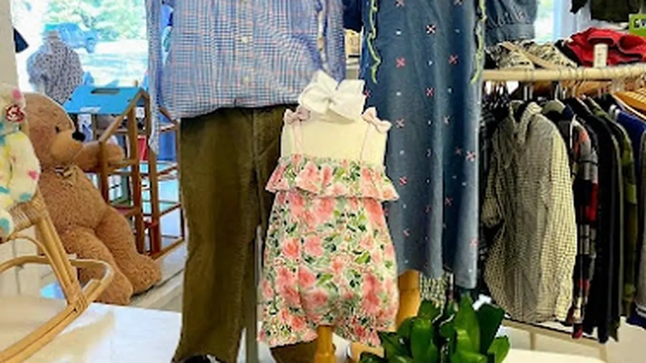 Consignment store in Westport, Connecticut: Around the Rosy
