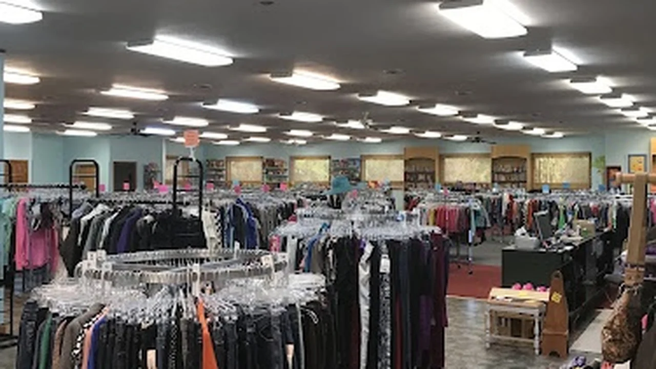 Consignment store in Dubuque, Iowa: As They Grow