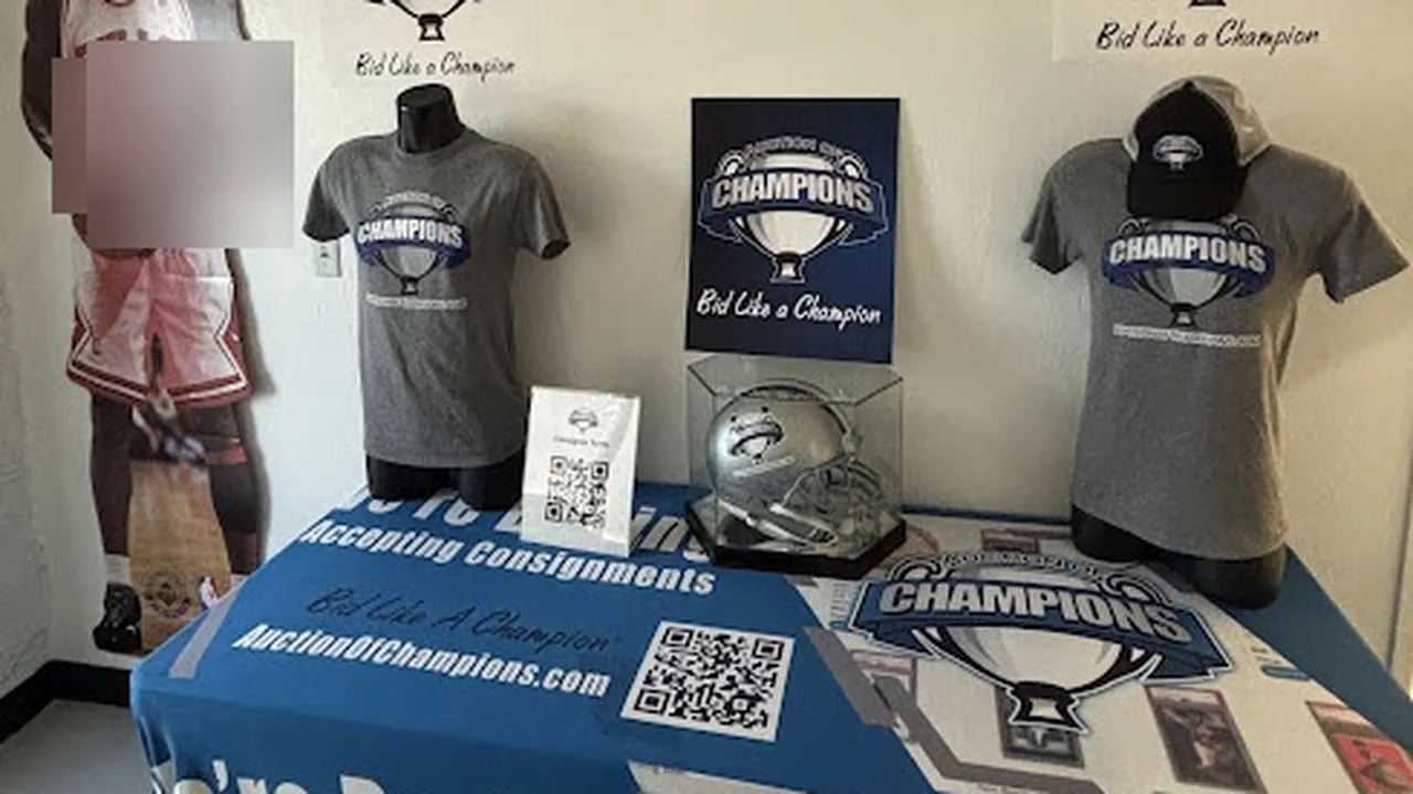 Consignment store in Phoenix, Arizona: Auction of Champions
