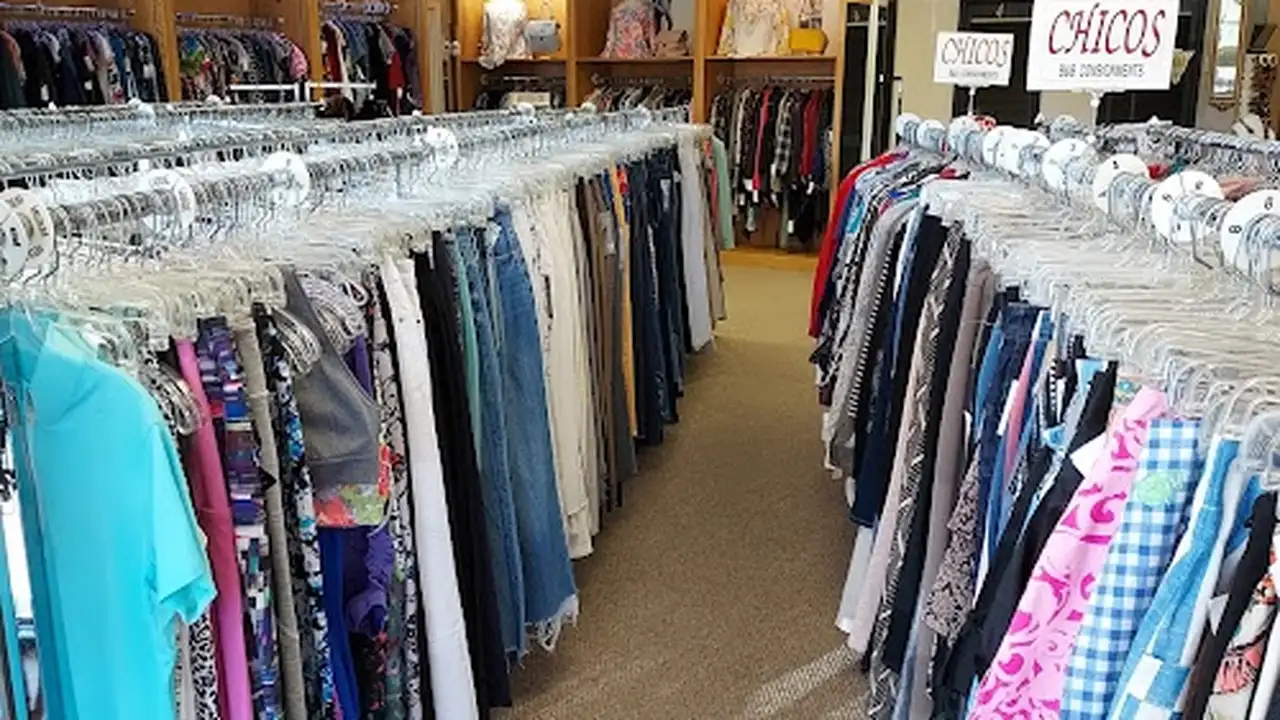 Consignment store in Richardson, Texas: B and B Consignment