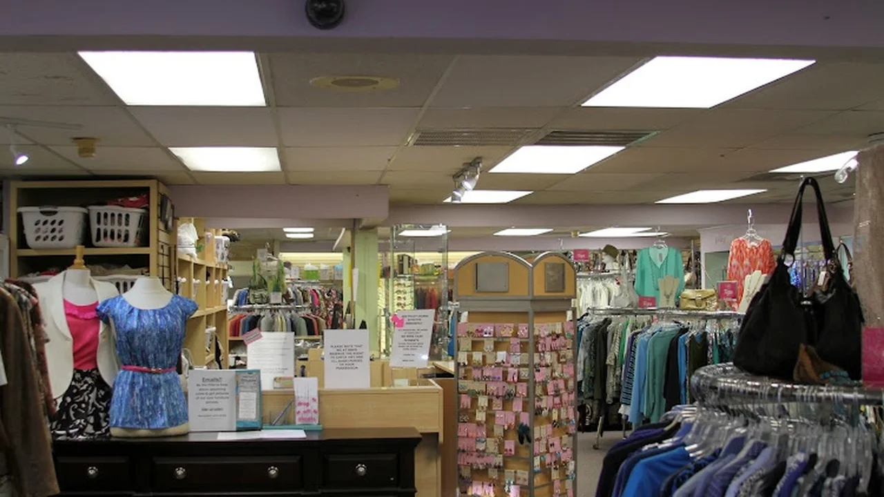 Consignment store in Lilburn, Georgia: Back By Popular Demand