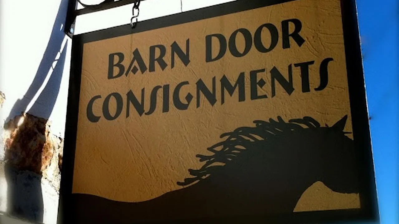Consignment store in Aberdeen, North Carolina: Barn Door Consignments