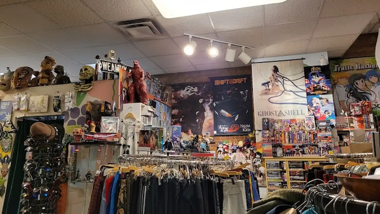 Consignment store in Burlington, Vermont: Battery Street Jeans Exchange