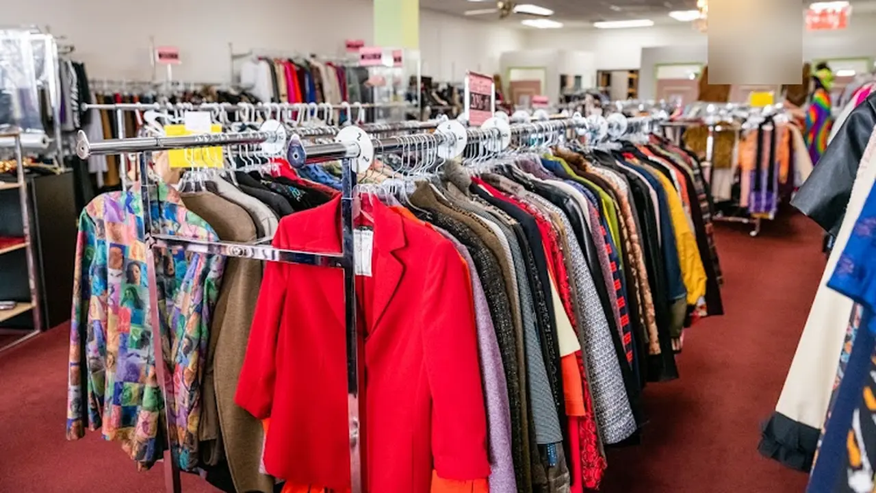 Consignment store in Austin, Texas: Baubles & Beads