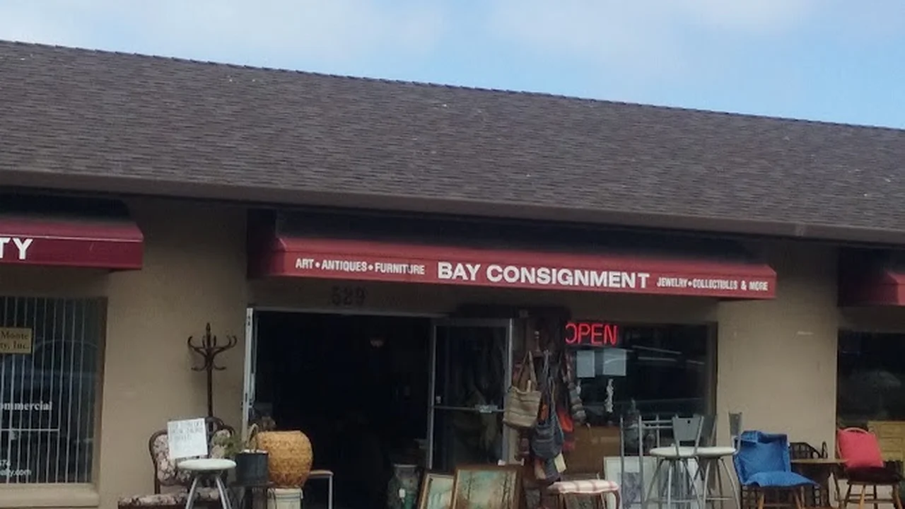 Consignment store in Monterey, California: Bay Consignment
