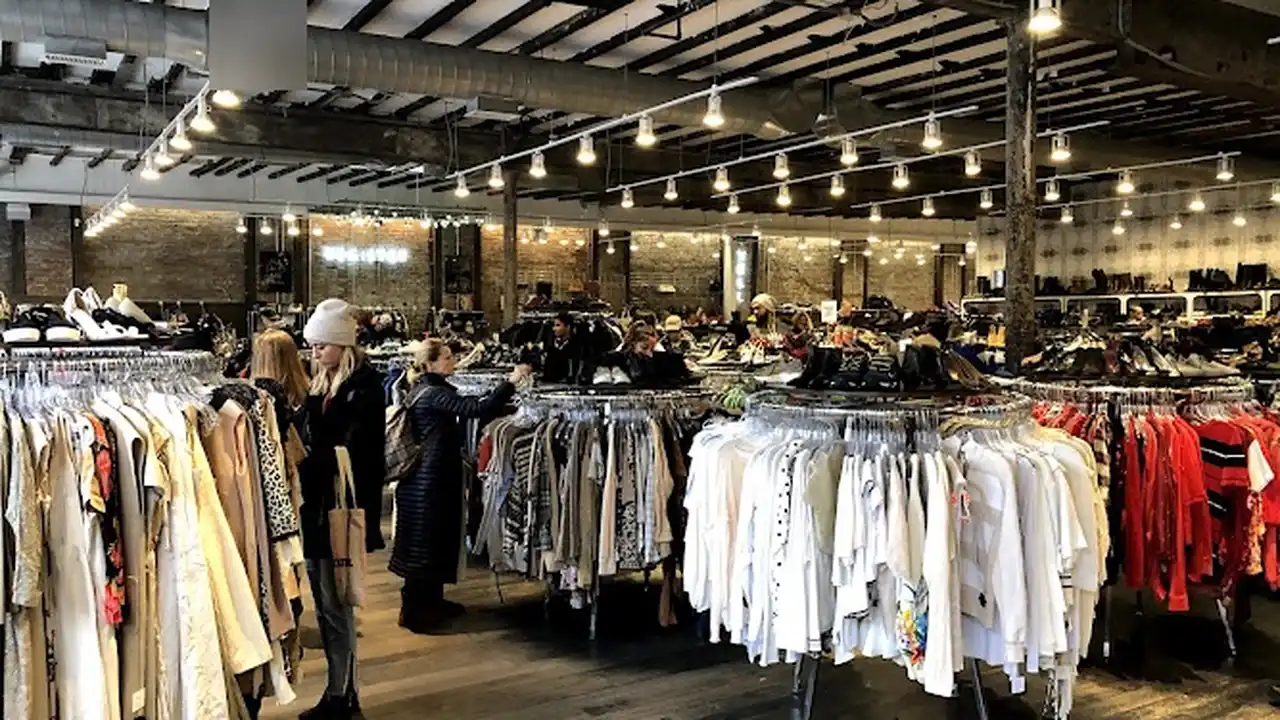 Consignment store in Brooklyn, New York: Beacon's Closet