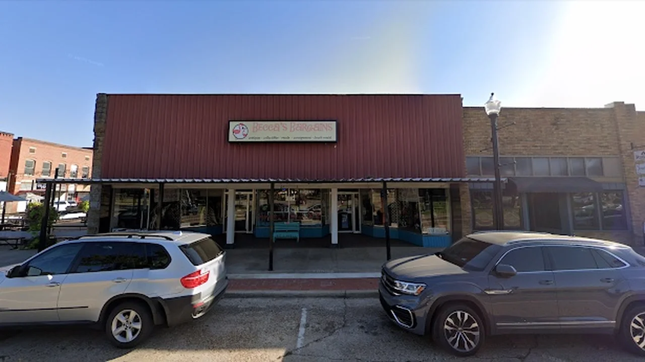Consignment store in Sallisaw, Oklahoma: Becca's Bargains