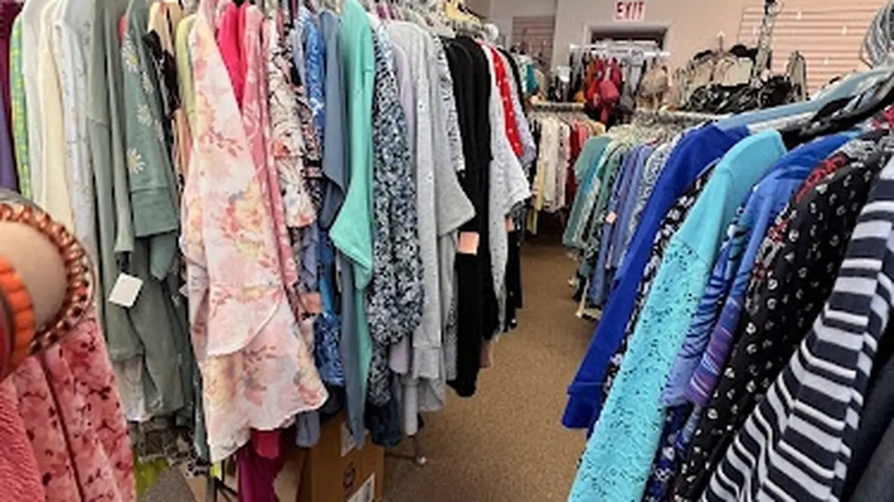 Consignment store in Lenhartsville, Pennsylvania: Believe It Consignment Store