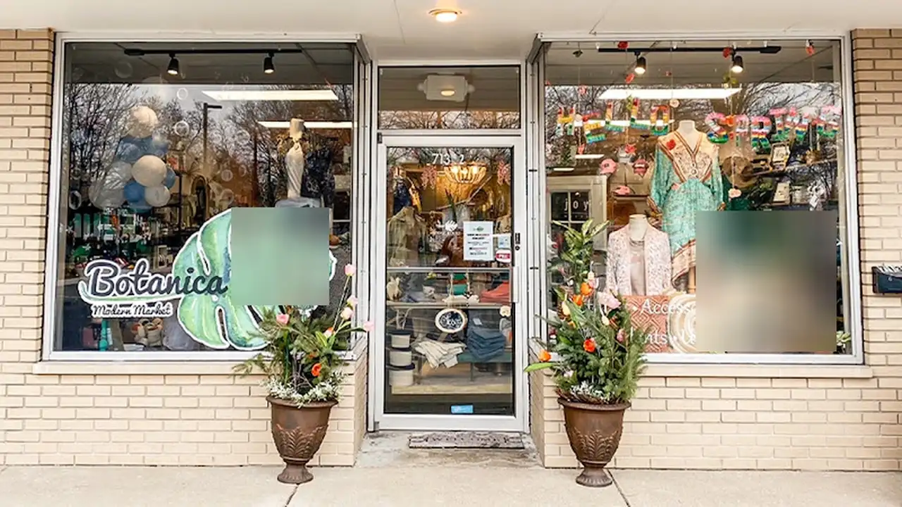 Consignment store in Midland, Michigan: Botanica Modern Market (Curated Consignment Closet)