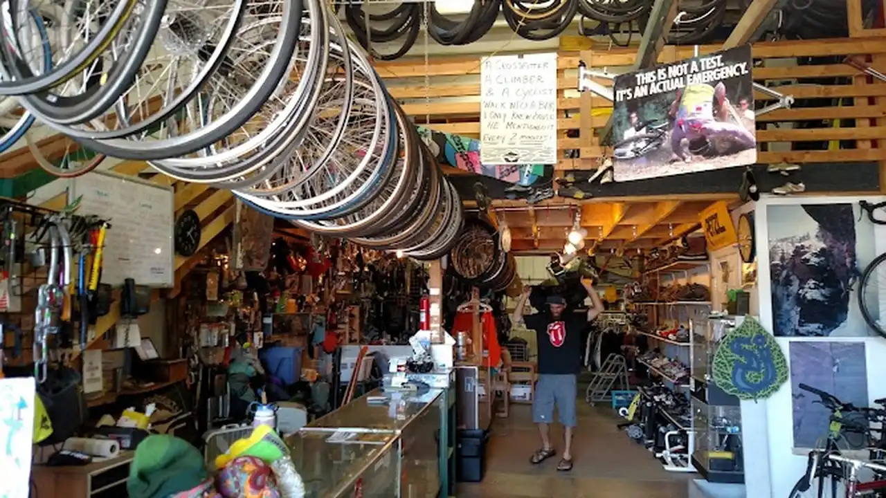 Consignment store in Boulder, Colorado: Boulder Sports Recycler