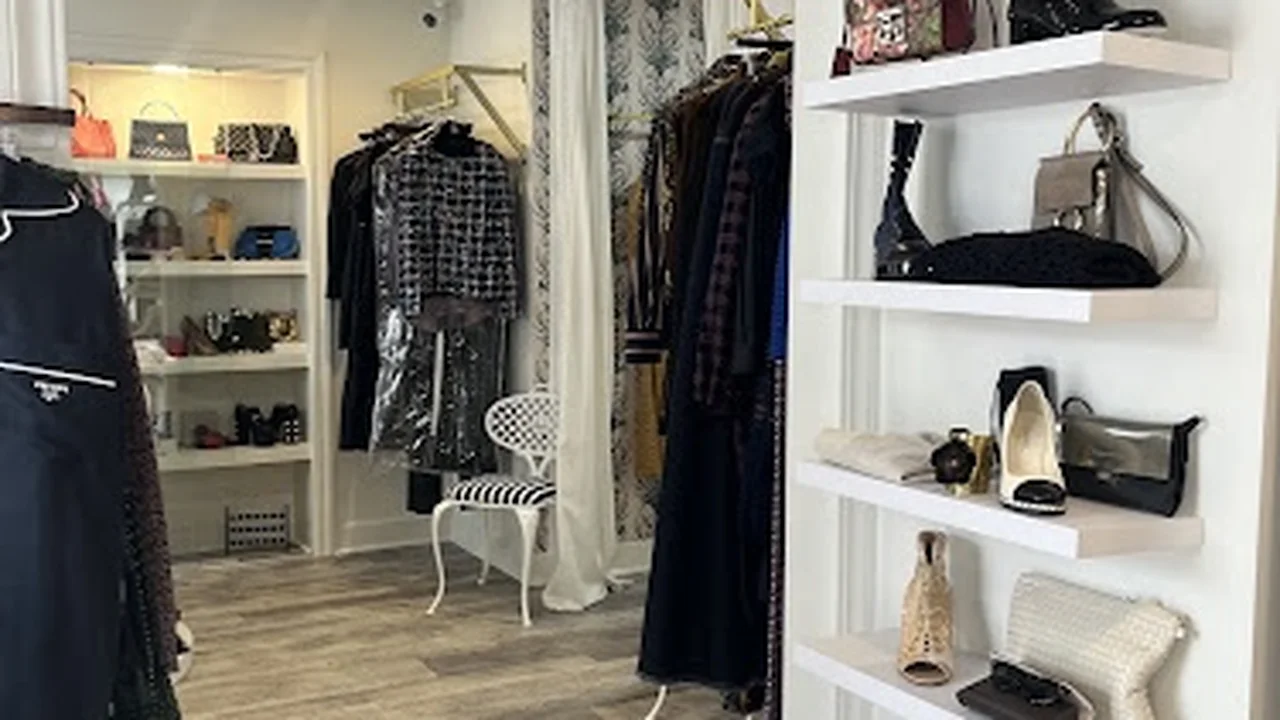 Consignment store in Rancho Santa Fe, California: Boulevard Rancho Santa Fe