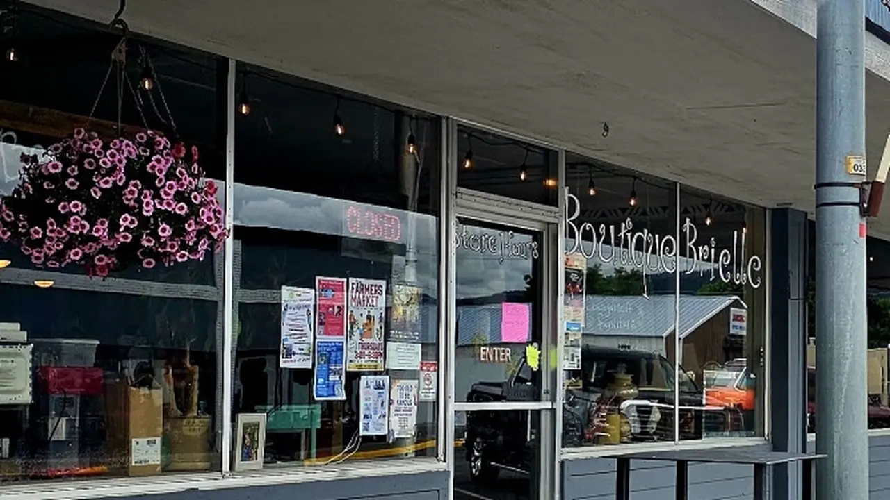 Consignment store in Libby, Montana: Boutique Brielle