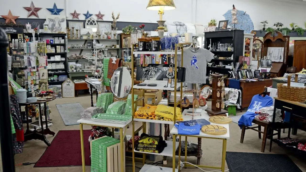 Consignment store in Maysville, Kentucky: Bradley’s Boutique & Haberdashery