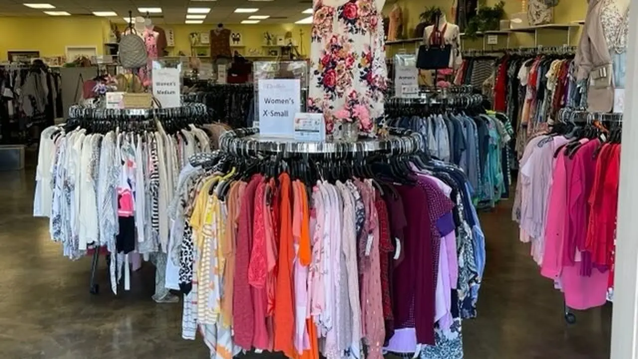 Consignment store in Mahomet, Illinois: Briella's Boutique