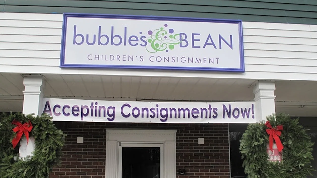 Consignment store in Camden, Maine: bubbles & BEAN Children's Consignment