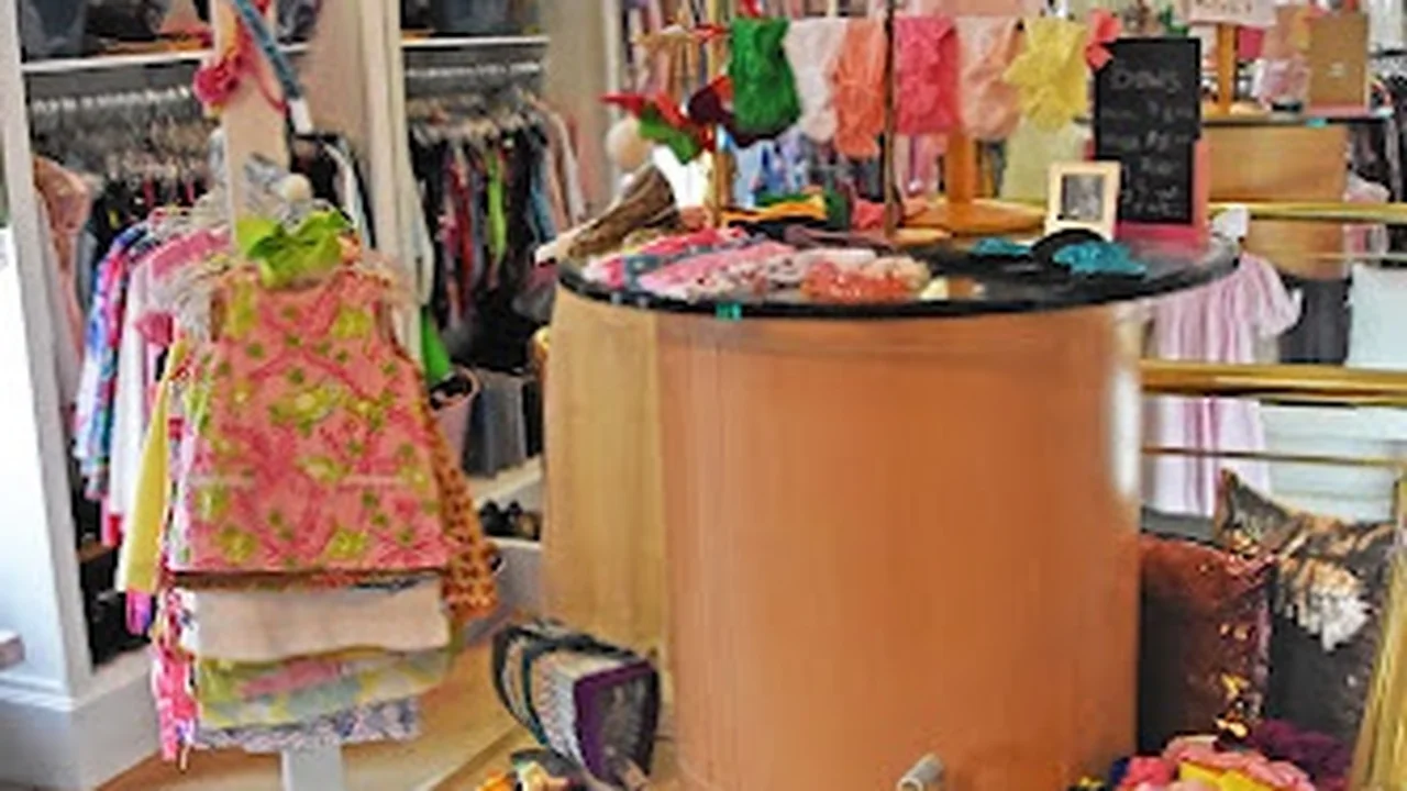 Consignment store in Louisville, Kentucky: Buttons Bows & Britches