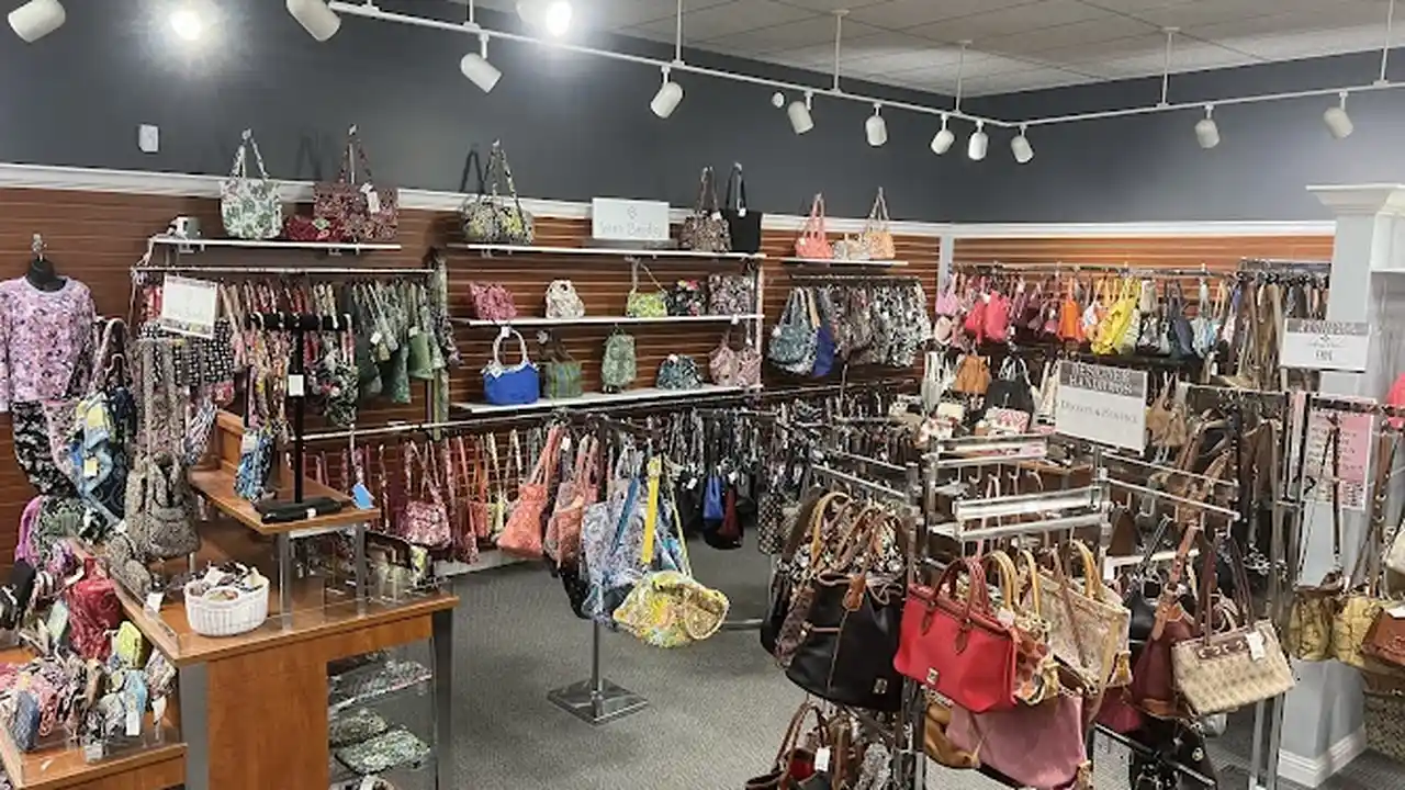 Consignment store in Evansville, Indiana: Camilla’s Closet
