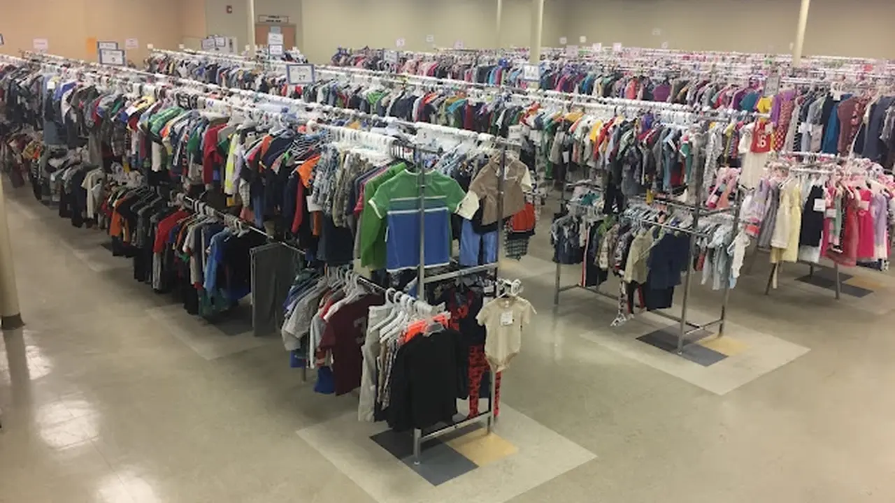 Consignment store in Hyannis, Massachusetts: Cape Kids' Treasures