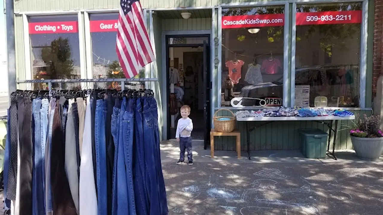Consignment store in Ellensburg, Washington: Cascade Kids