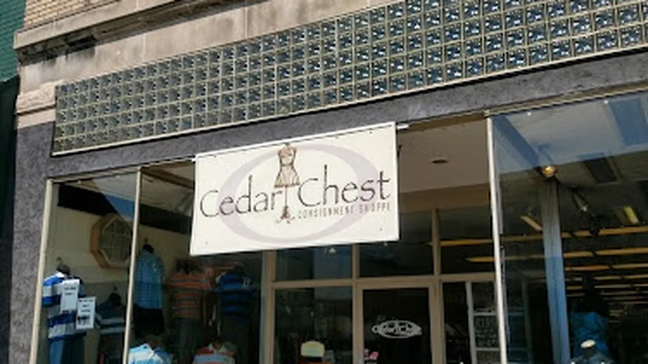Consignment store in Ludington, Michigan: Cedar Chest Consignment Shoppe
