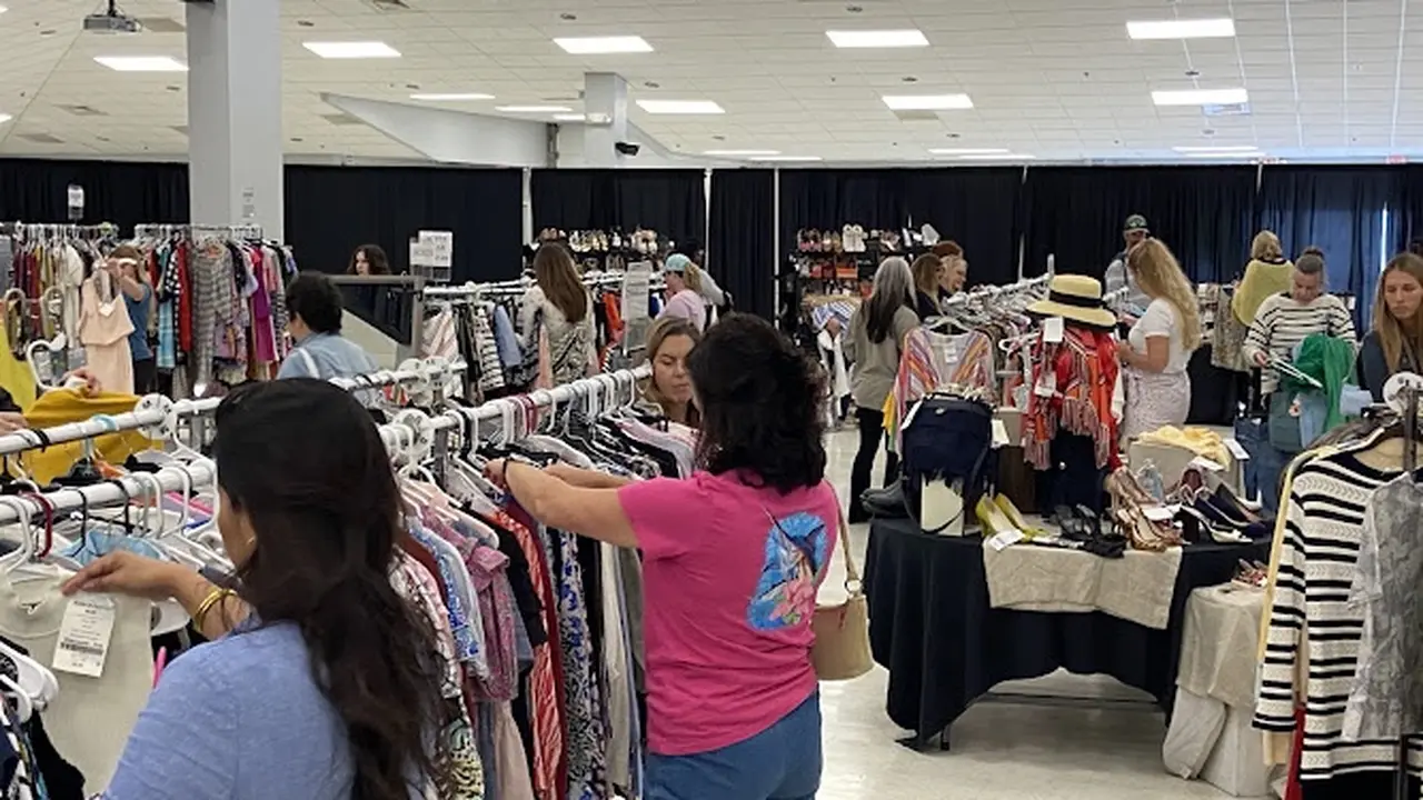 Consignment store in Mt Pleasant, South Carolina: Charleston Style Exchange