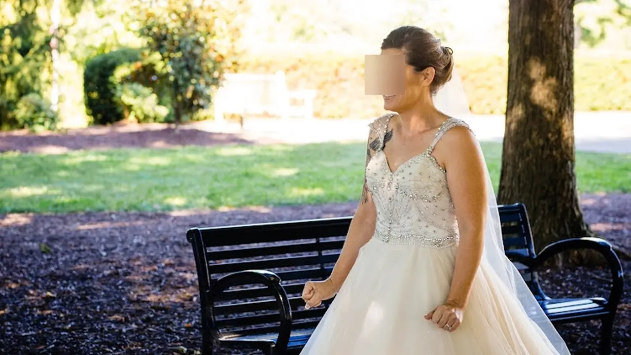 Consignment store in Cincinnati, Ohio: Chaz Bridal & Consignment