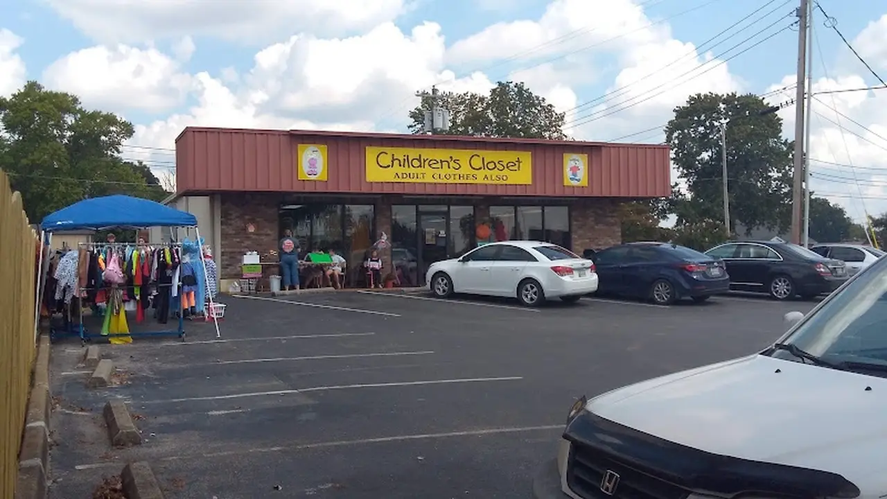 Consignment store in Lawrenceburg, Tennessee: Children's Closet