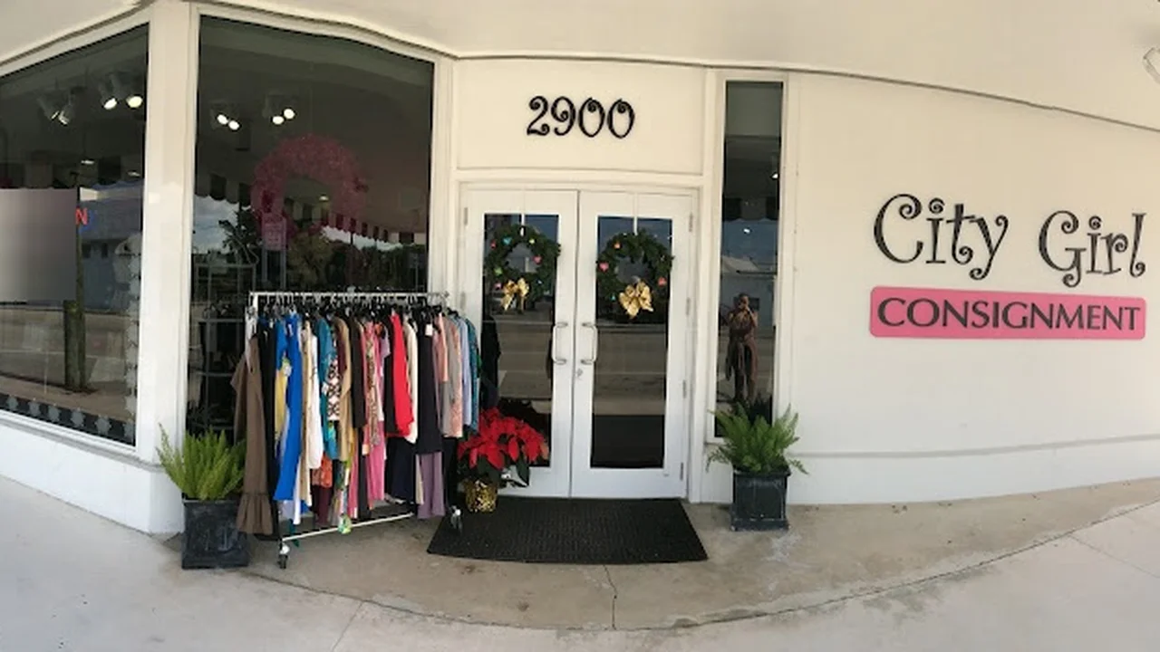 Consignment store in West Palm Beach, Florida: City Girl Consignment