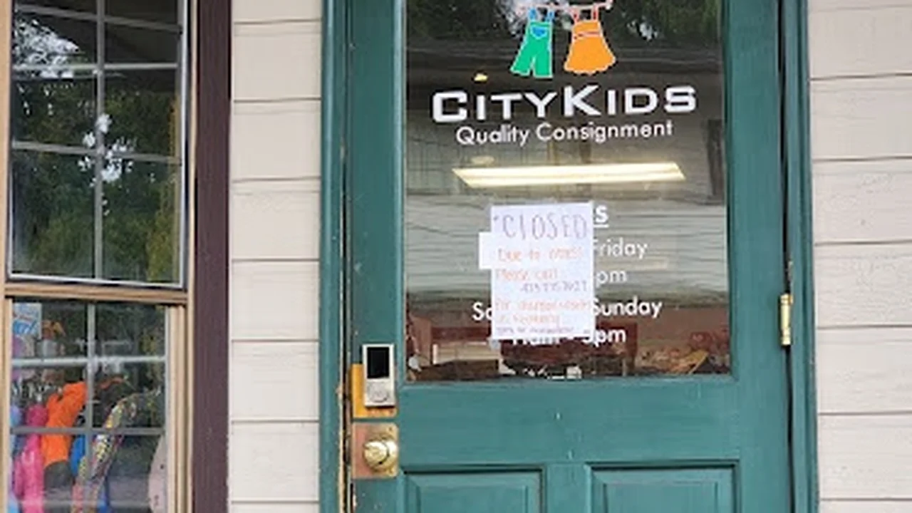 Consignment store in Edmonds, Washington: City Kids Quality Consignments