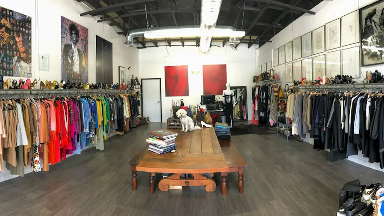 Consignment store in Las Vegas, Nevada: Closet Couture High End Consignment Boutique