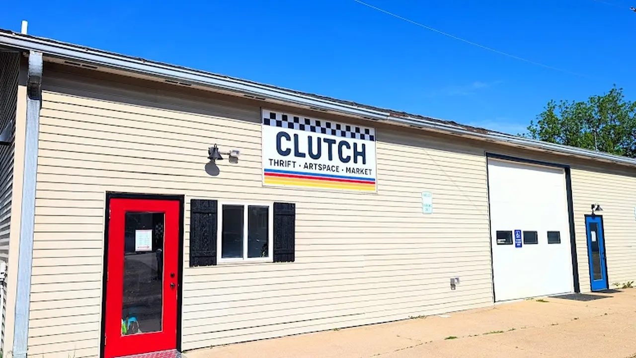 Consignment store in Viroqua, Wisconsin: Clutch Viroqua