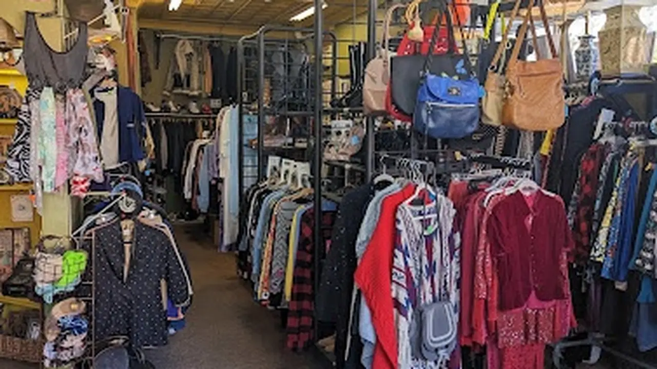 Consignment store in Syracuse, New York: Cluttered Closet
