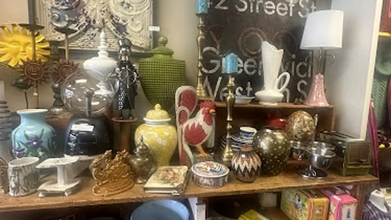 Consignment store in Winston-Salem, North Carolina: Collage