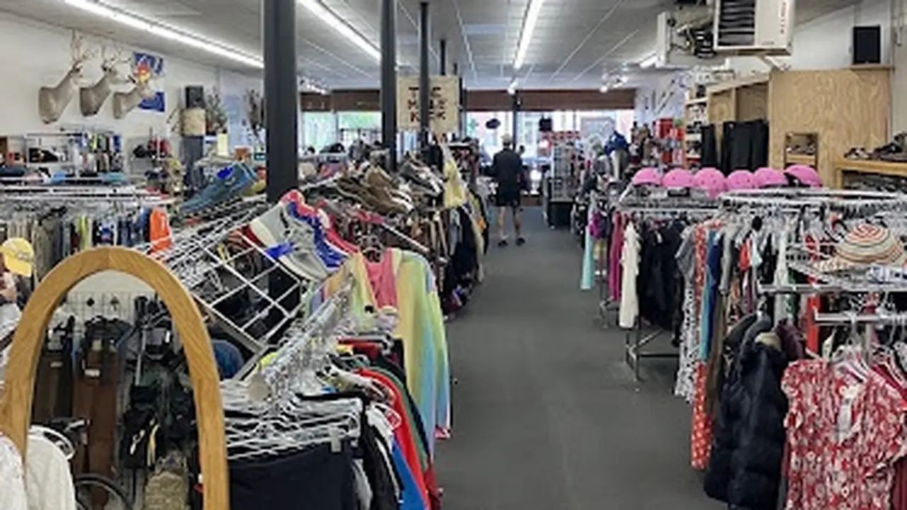 Consignment store in Leadville, Colorado: Community Threads