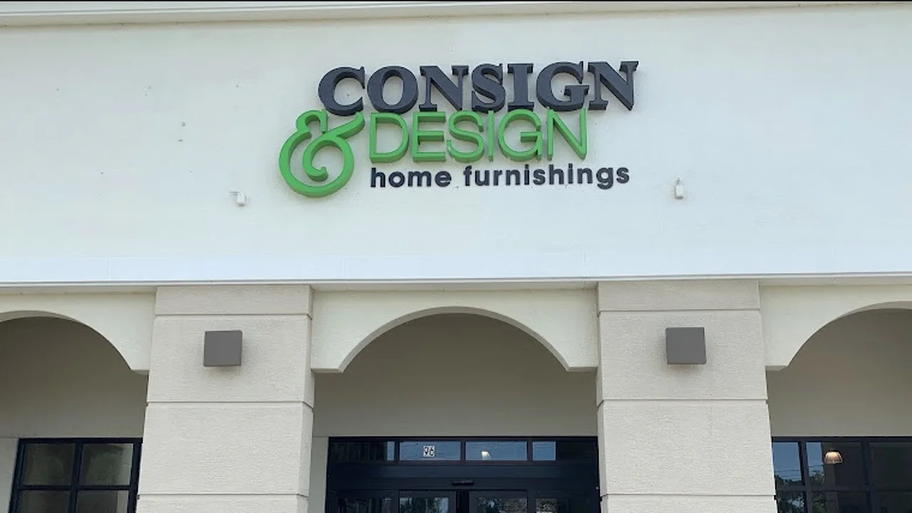 Consignment store in Bonita Springs, Florida: Consign & Design