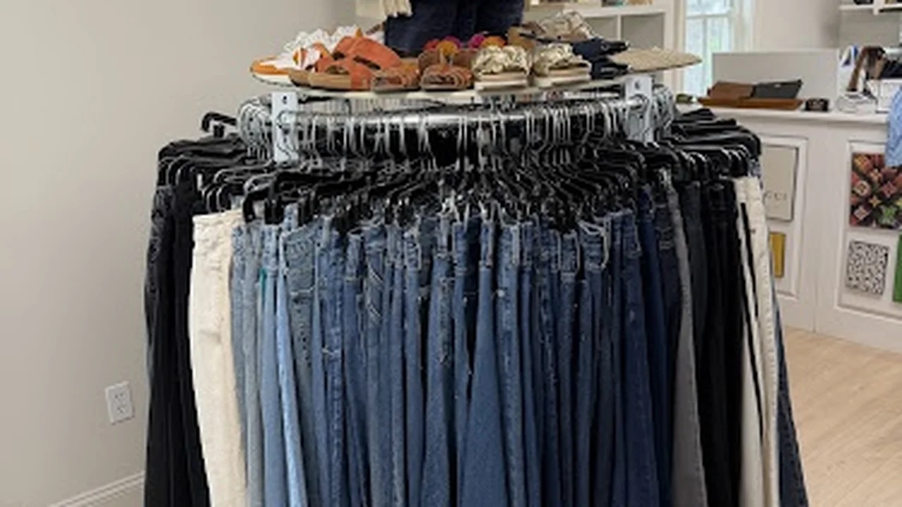 Consignment store in Ridgefield, Connecticut: Consign Envy