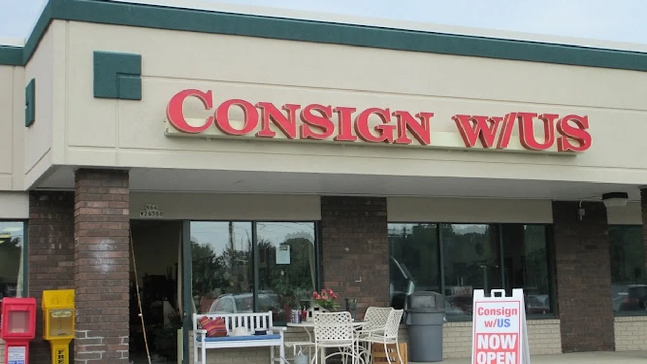 Consignment store in Sussex, Wisconsin: Consign w/US